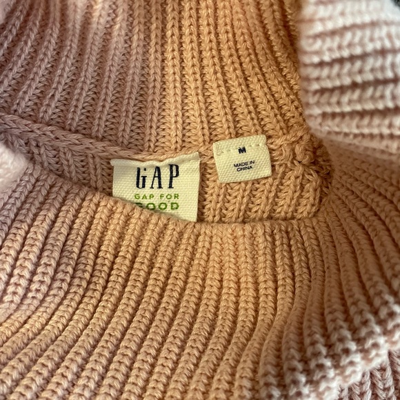 GAP Sweater - Picture 5 of 5